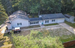 1957 E River Road, Muskegon, MI 49445