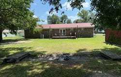 401 East JP Moore St, Naylor, MO 63953