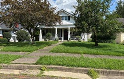 870 Chester Road, Charleston, WV 25302