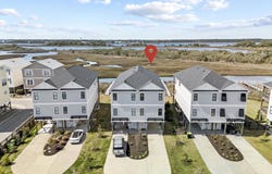 813 N New River Drive, Surf City, NC 28445