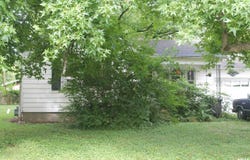 516 S FOREST Street, Carbondale, IL 62901