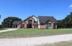 2642 Huddleston, Sunset, TX 76270