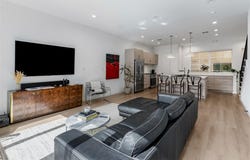 419 W 9th Street, Dallas, TX 75208