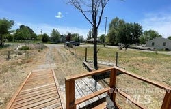 510 E Arthur Ave, Glenns Ferry, ID 83623-2383