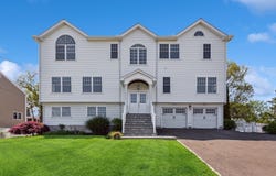 35 5th Avenue, Stratford, CT 06615