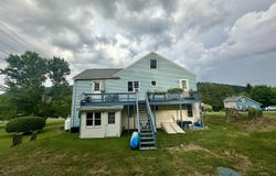 2619 Sullivans Trail Road, Falls, PA 18615