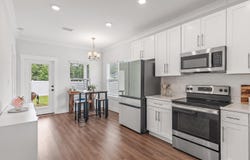 8 Alexander Way, Freeport, FL 32439