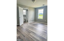 12 PACIFIC AVENUE, MILROY, PA 17063