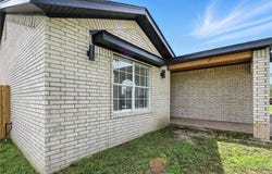 1210 Rice  RD, Bentonville, AR 72712