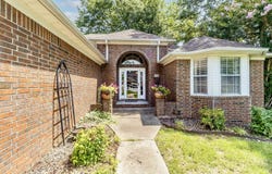 1007 Spring Creek Cove, Benton, AR 72015