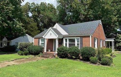109 Maddox, Martin, TN 38237