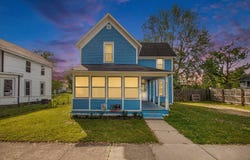 404 Oak Street, Dowagiac, MI 49047