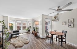 720 3rd Avenue NE 312, Minneapolis, MN 55413