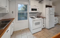 52 Deerpath Road, Merrillville, IN 46410