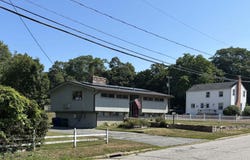 19 Glenwood Road, Waterford, CT 06385