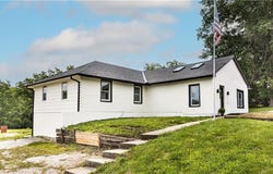 31213 W 161st Street, Excelsior Springs, MO 64024