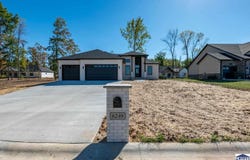 6249 Woodhill Lane, Terre Haute, IN 47803