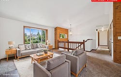 1625 SE REGNER RD, Gresham, OR 97080