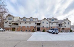 2304 Yellowstone Park Court, Maryland Heights, MO 63043
