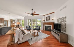 W174N7452 Wilson Dr, Menomonee Falls, WI 53051