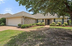 341 Kings Ridge Circle, Brandon, MS 39047