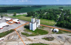 315 Front St., Browns, IL 62818