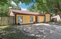 1015 Winnsboro Court, Arlington, TX 76015