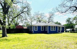 1307 W Main ST, Cameron, TX 76520