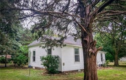 531 E Elm Street, Moundville, MO 64771