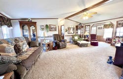 4897 Penfold Road, New Harmony, IN 47631
