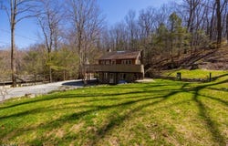 20 Glenwood Ln, Vernon Twp., NJ 07461-4332