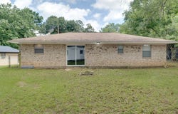 200 Ricky Dr, PALESTINE, TX 75803