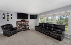 331 Farrell Rd, Duluth, MN 55811