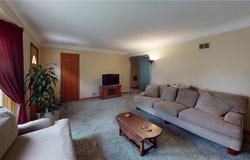 1265 Shryer Avenue W, Roseville, MN 55113