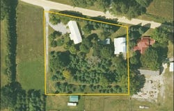 1852 215th St., Manchester, IA 52057