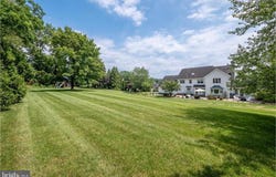 1588 SURREY ROAD, BETHLEHEM, PA 18015