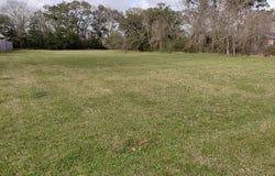 HOELEWYN ST., Angleton, TX 77515