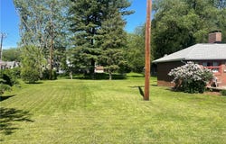 21 Country Club Boulevard, South Union Twp, PA 15401