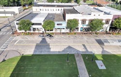 38 Oak, Jackson, GA 30233