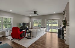 17 Squirrel Ridge, Charleston, WV 25314