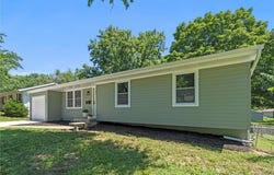 711 SW Williams Street, Lee's Summit, MO 64081