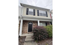 206 Jefferson Pl, Hattiesburg, MS 39402