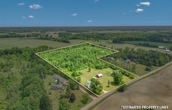 2160 Lilac Road, Hillsdale, MI 49242