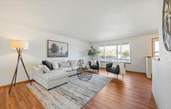 910 S Arthur, Kennewick, WA 99336