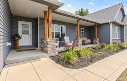 37 River, Downs, IL 61736