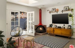 7815 Denivelle Rd, Sunland, CA 91040