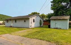 95 Lincoln St, Sayre, PA 18840