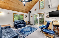 Northwoods Cabin 165, Cougar, WA 98616