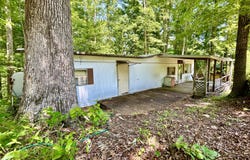 46 Point Drive, Nancy, KY 42544