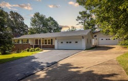 2010 Catalina Drive, West Plains, MO 65775